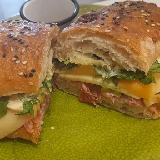 Chapata jamón serrano
