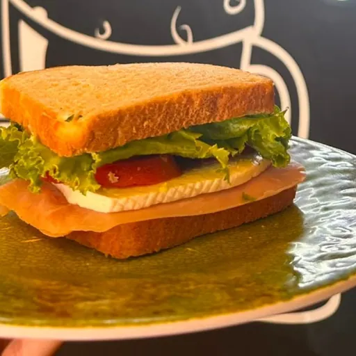 Sándwich clásico