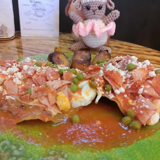 Huevos motuleños